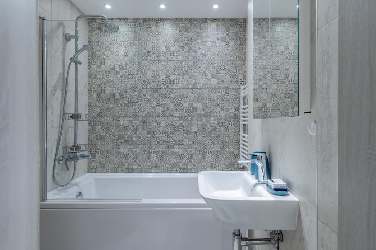 Апартаменты Doctors Garden - Central&Modern 2Bd Flat In София Экстерьер фото